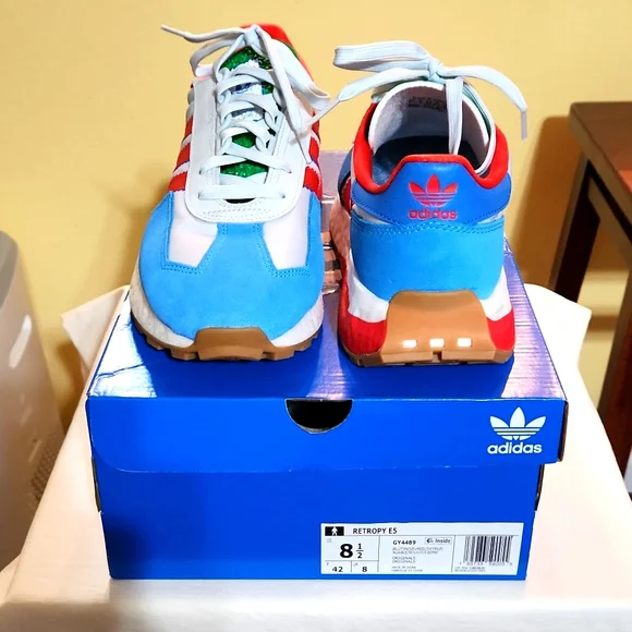 Unisex Adidas Retropy sneakers - Picture 3 of 5